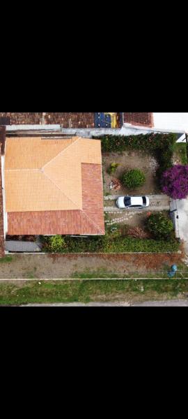 Casa na praça do Carananduba